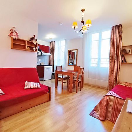 Le Bouquetin, Studio, Centre Luchon, Wifi, Casier A Skis, Ascenseur, 3 Personnes Bagneres-de-Luchon Exterior photo
